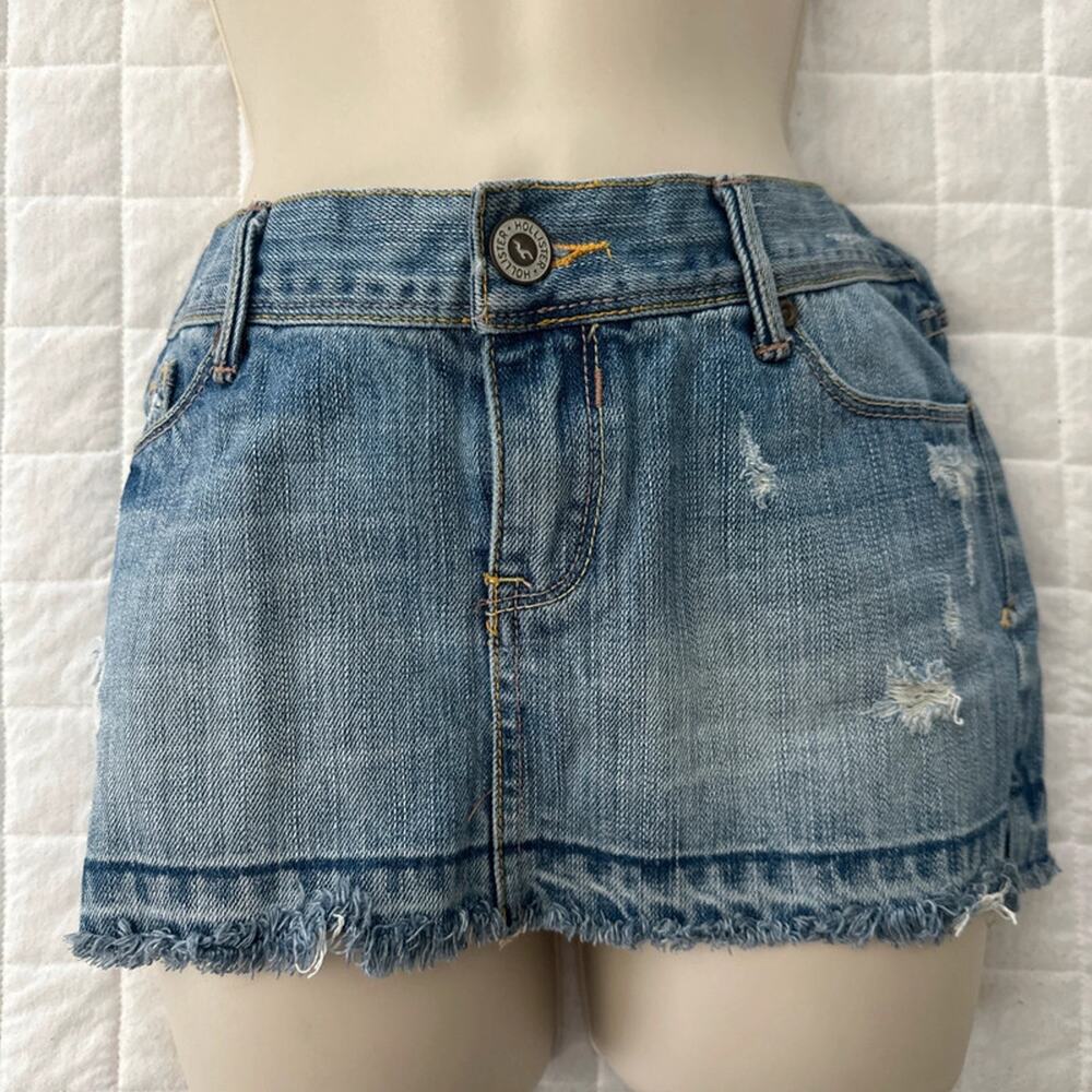 Hollister Micro Mini Skirt Womens 1 Distressed Denim Raw Hem Retro Y2K Grunge